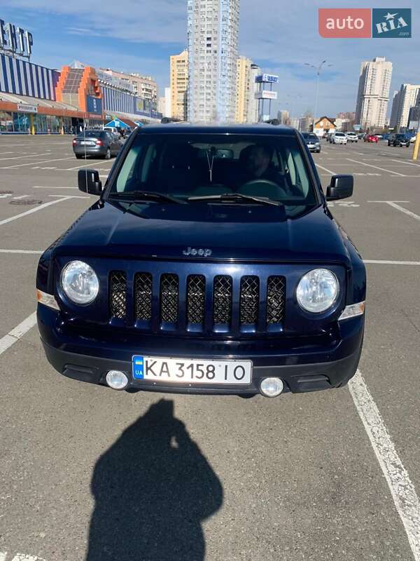 Позашляховик / Кросовер Jeep Patriot 2016 в Києві