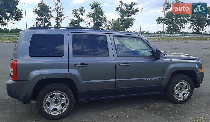 Внедорожник / Кроссовер Jeep Patriot 2013 в Белой Церкви