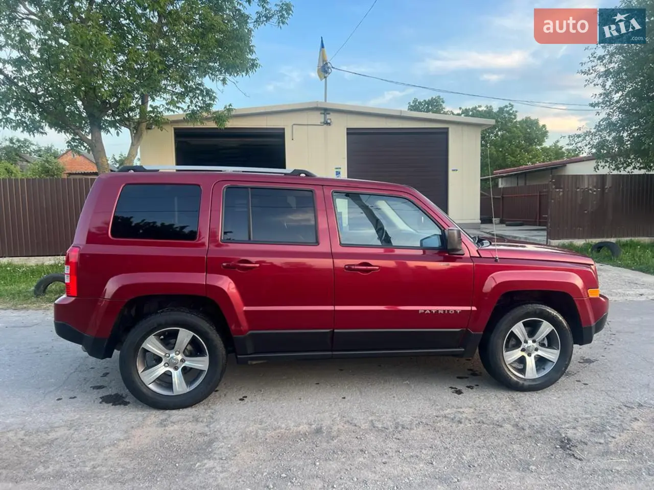 2015 Jeep Liberty (Patriot) - мініатюра 14