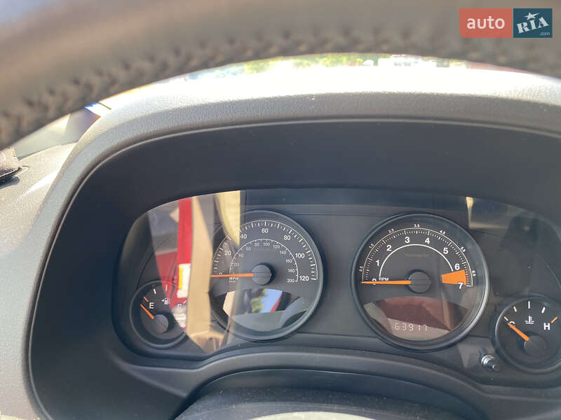 Позашляховик / Кросовер Jeep Patriot 2015 в Овідіополі