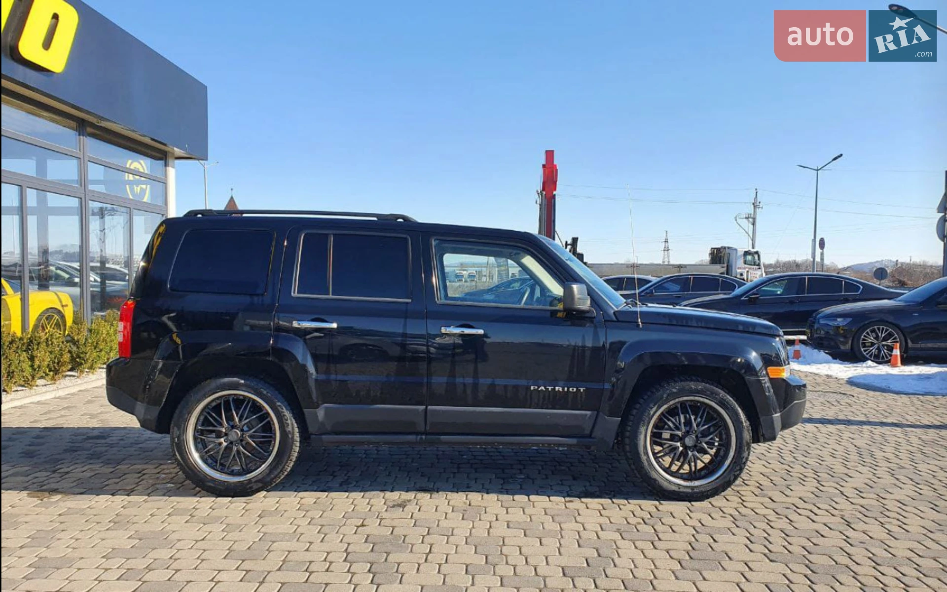 2015 Jeep Liberty (Patriot) - мініатюра 2