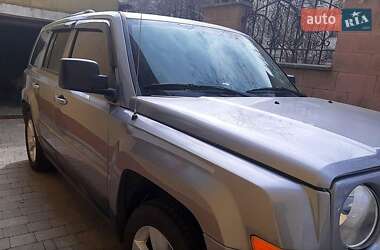 Позашляховик / Кросовер Jeep Patriot 2015 в 