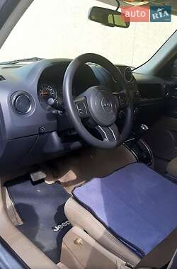 Позашляховик / Кросовер Jeep Patriot 2015 в 