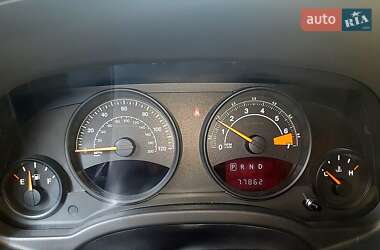 Позашляховик / Кросовер Jeep Patriot 2015 в 