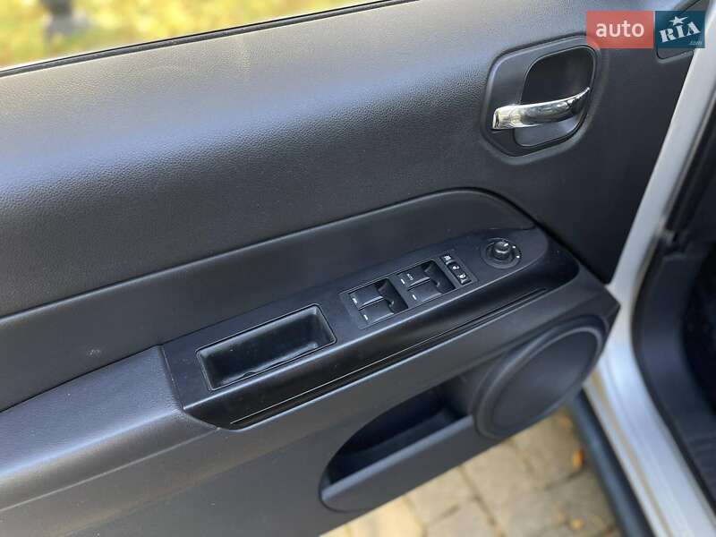 Позашляховик / Кросовер Jeep Patriot 2011 в Калуші