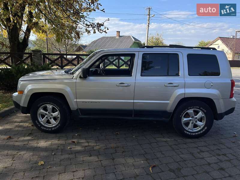 Позашляховик / Кросовер Jeep Patriot 2011 в Калуші
