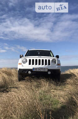 Внедорожник / Кроссовер Jeep Patriot 2016 в Николаеве