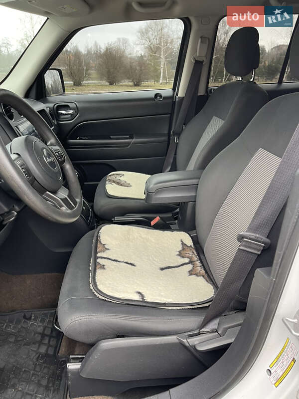 Позашляховик / Кросовер Jeep Patriot 2014 в Чернігові