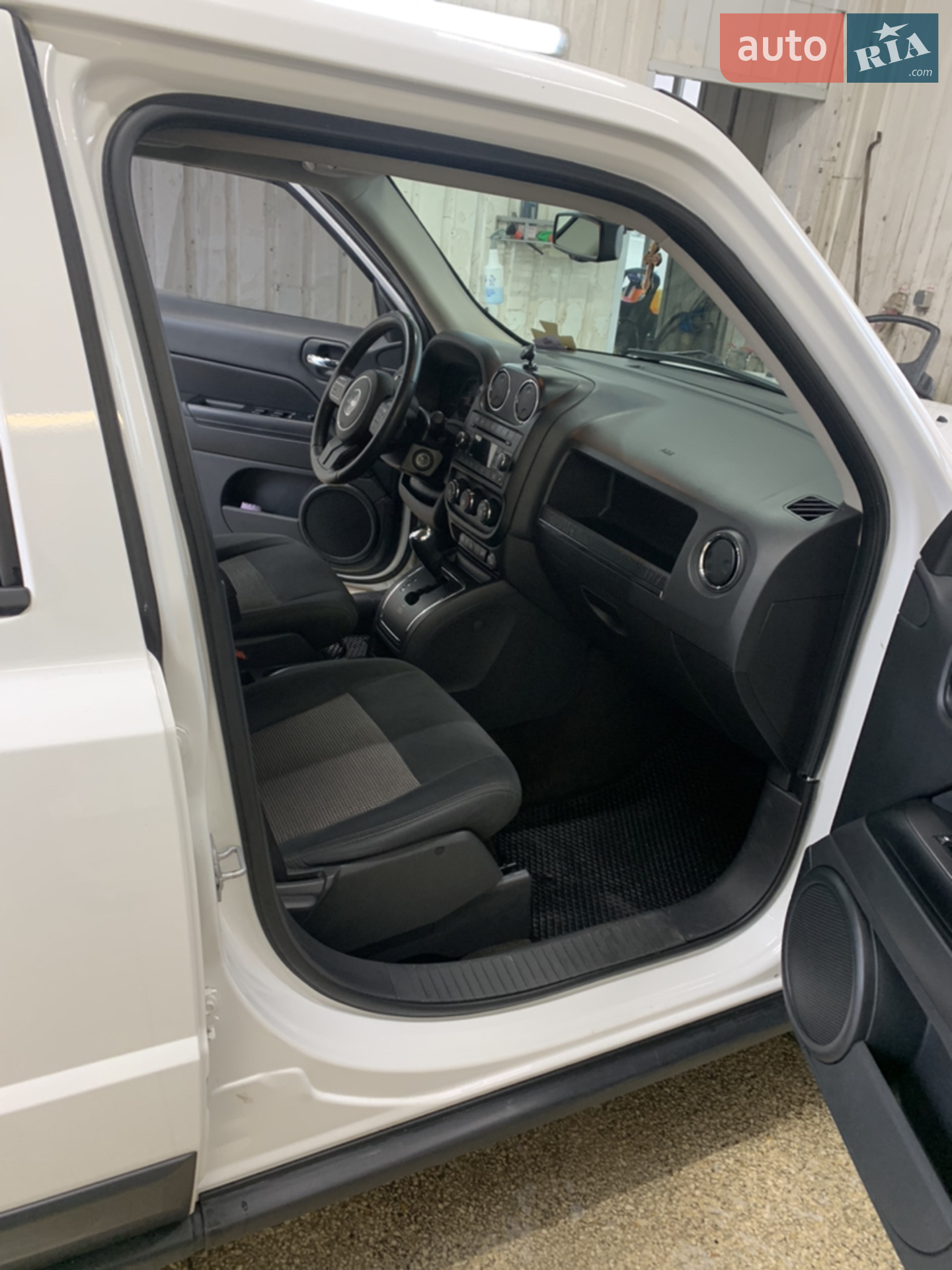 2013 Jeep Liberty (Patriot) - мініатюра 13