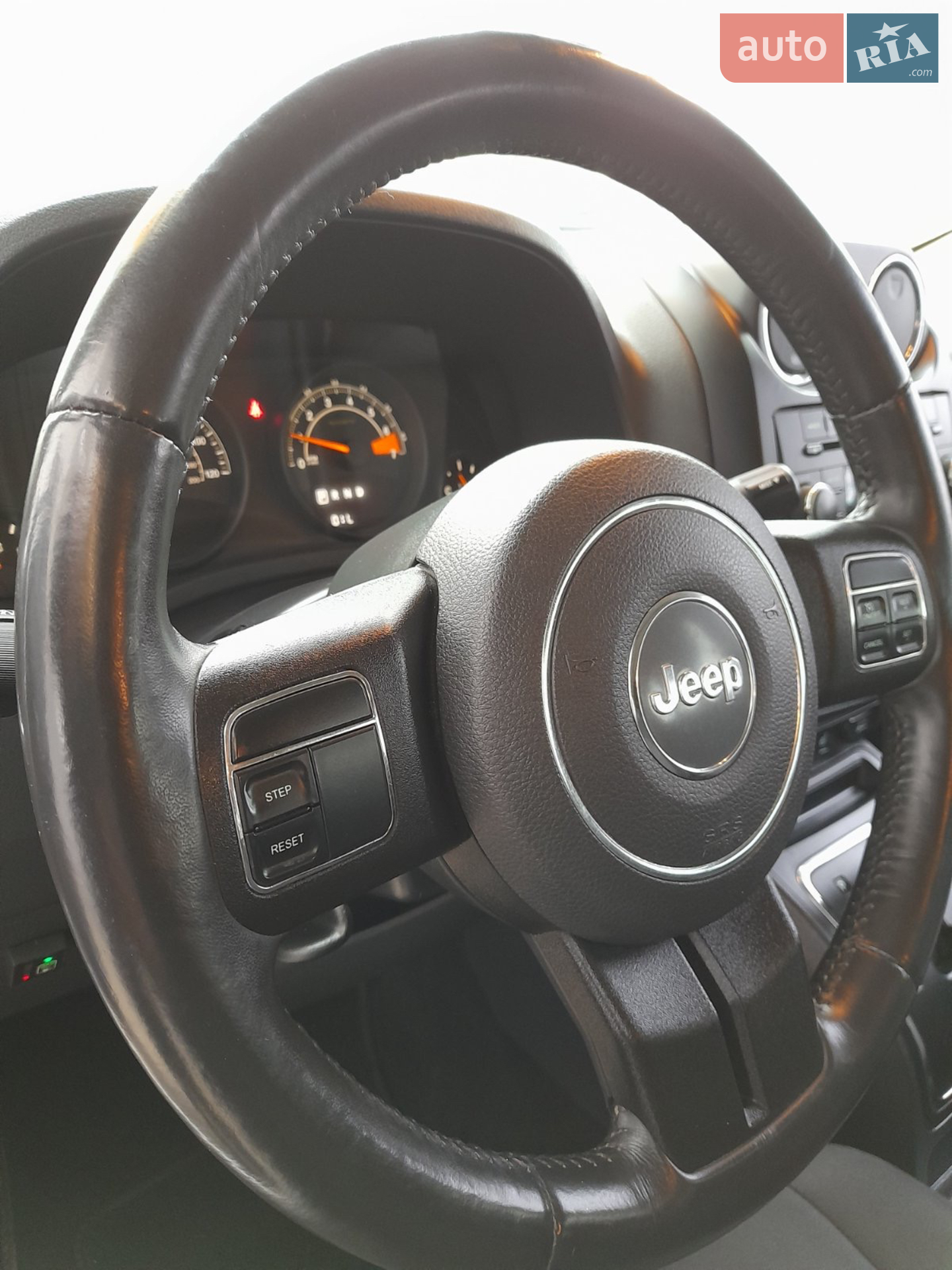 2013 Jeep Liberty (Patriot) - мініатюра 32