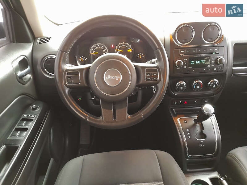 Позашляховик / Кросовер Jeep Patriot 2013 в Дніпрі