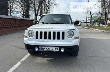 Внедорожник / Кроссовер Jeep Patriot 2014 в Виннице