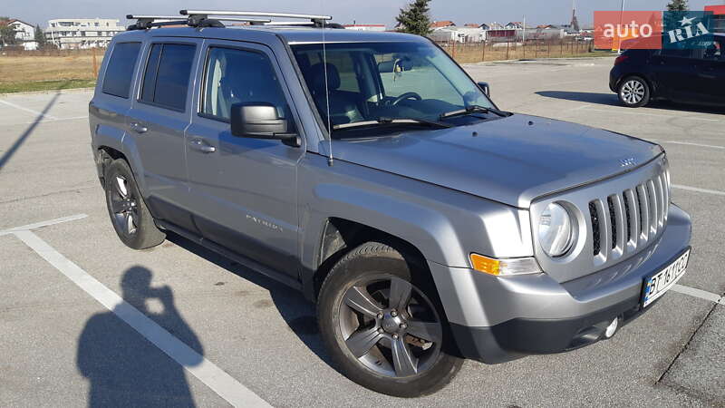 Внедорожник / Кроссовер Jeep Patriot 2015 в Херсоне