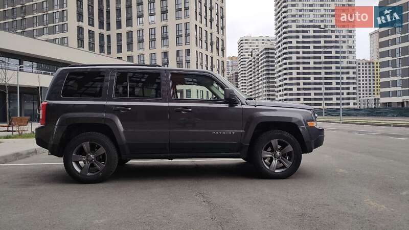 Внедорожник / Кроссовер Jeep Patriot 2015 в Киеве