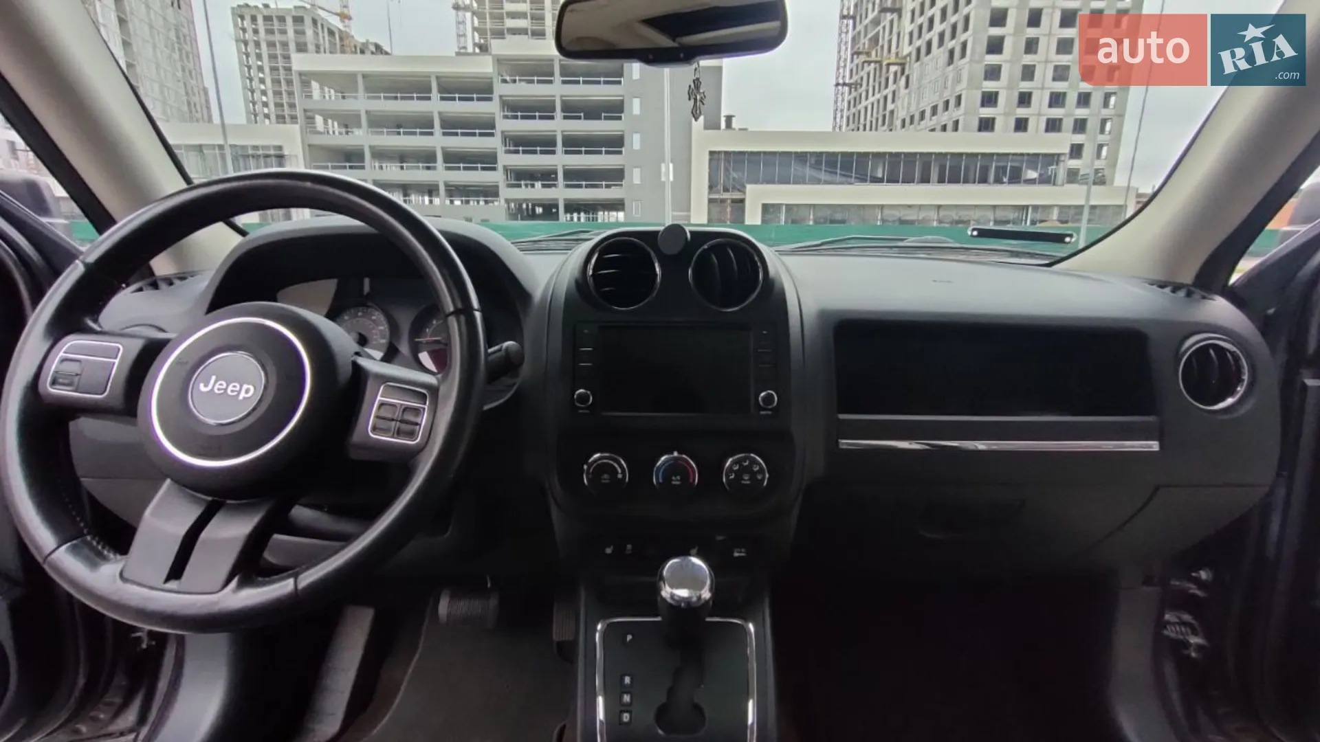2015 Jeep Liberty (Patriot) - мініатюра 19