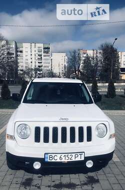 Внедорожник / Кроссовер Jeep Patriot 2016 в Львове
