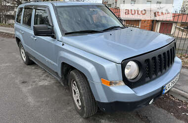 Позашляховик / Кросовер Jeep Patriot 2013 в Києві