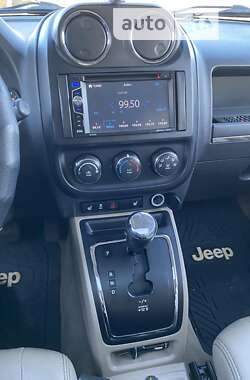 Позашляховик / Кросовер Jeep Patriot 2016 в Полтаві