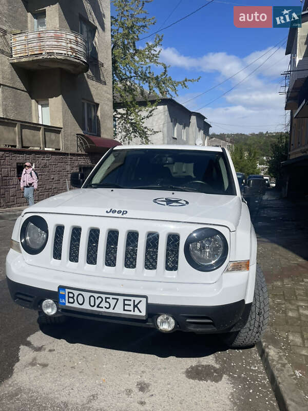 Внедорожник / Кроссовер Jeep Patriot 2014 в Чорткове