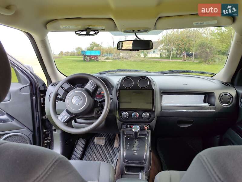 Позашляховик / Кросовер Jeep Patriot 2014 в Острозі