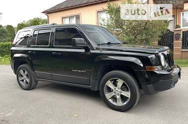 Позашляховик / Кросовер Jeep Patriot 2016 в Мукачевому