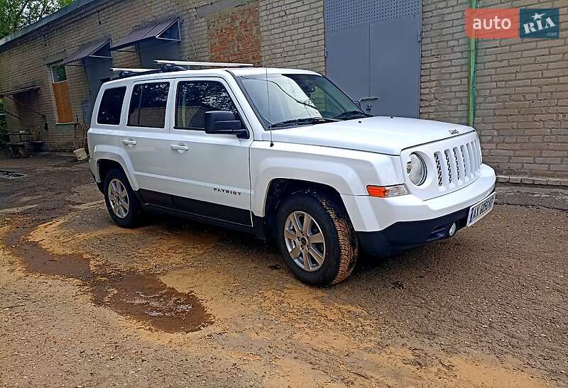 Позашляховик / Кросовер Jeep Patriot 2016 в Дергачах