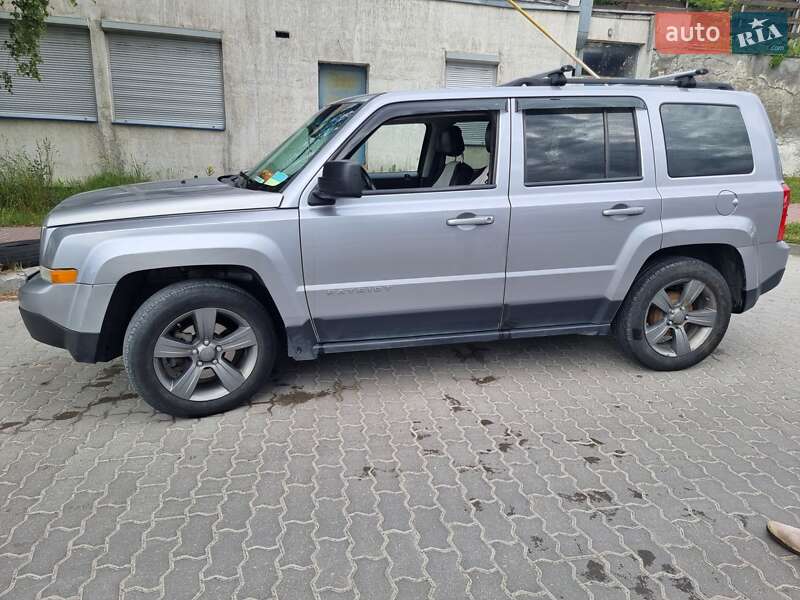 Позашляховик / Кросовер Jeep Patriot 2014 в Львові