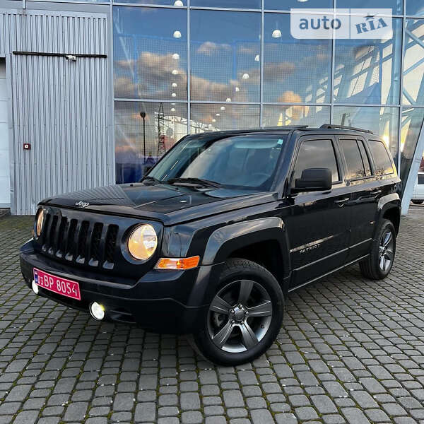 Внедорожник / Кроссовер Jeep Patriot 2015 в Ужгороде