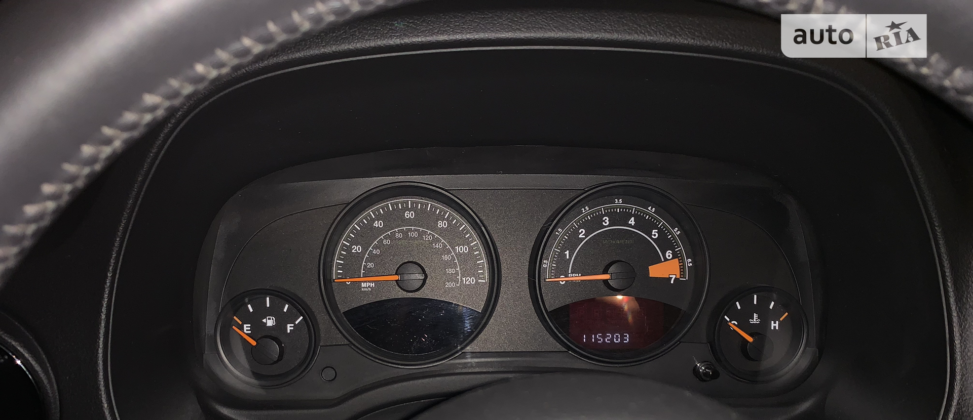 2015 Jeep Liberty (Patriot) - мініатюра 3