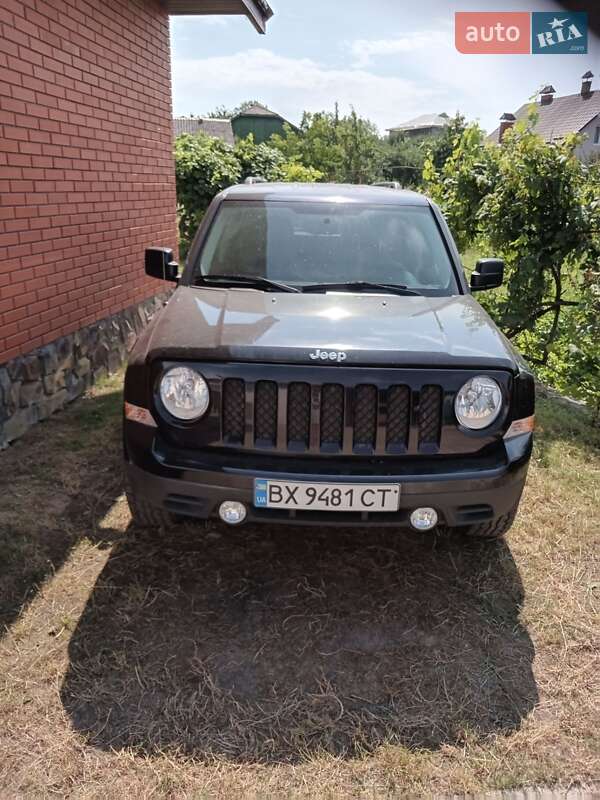 Позашляховик / Кросовер Jeep Patriot 2016 в Красилові
