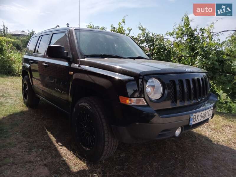 Позашляховик / Кросовер Jeep Patriot 2016 в Красилові