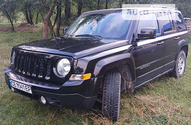 Позашляховик / Кросовер Jeep Patriot 2016 в Чернівцях