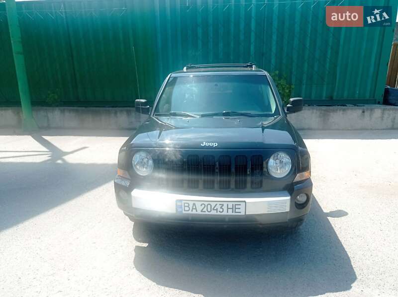 Позашляховик / Кросовер Jeep Patriot 2008 в Кропивницькому