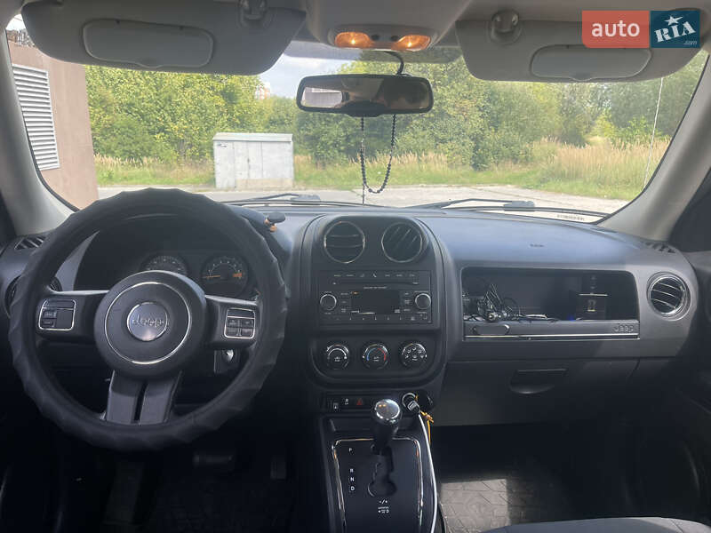 Позашляховик / Кросовер Jeep Patriot 2014 в Львові