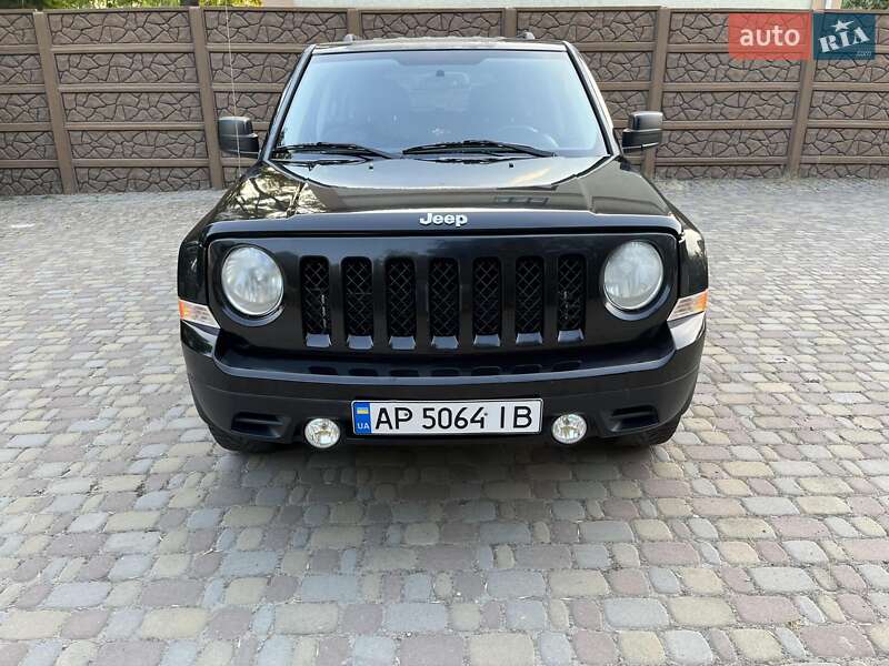 Позашляховик / Кросовер Jeep Patriot 2014 в Запоріжжі