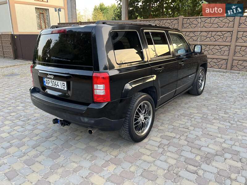 Позашляховик / Кросовер Jeep Patriot 2014 в Запоріжжі