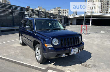 Позашляховик / Кросовер Jeep Patriot 2015 в Києві