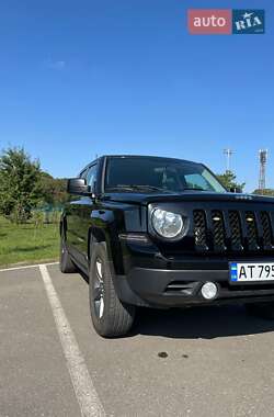 Внедорожник / Кроссовер Jeep Patriot 2015 в 