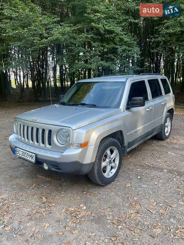 Позашляховик / Кросовер Jeep Patriot 2011 в Львові