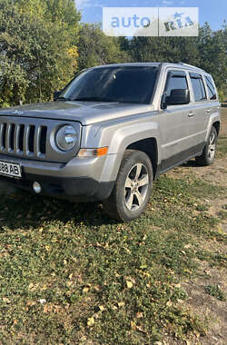 Позашляховик / Кросовер Jeep Patriot 2016 в Полтаві