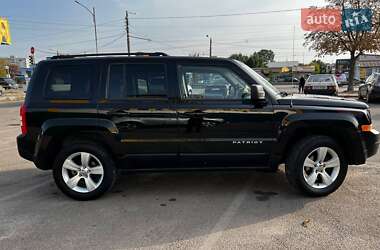 Внедорожник / Кроссовер Jeep Patriot 2011 в 