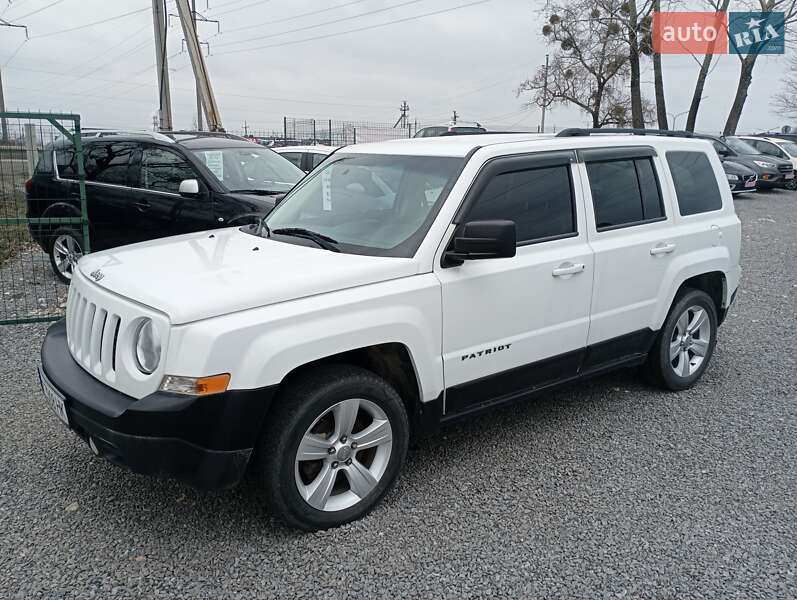 Позашляховик / Кросовер Jeep Patriot 2013 в Рівному