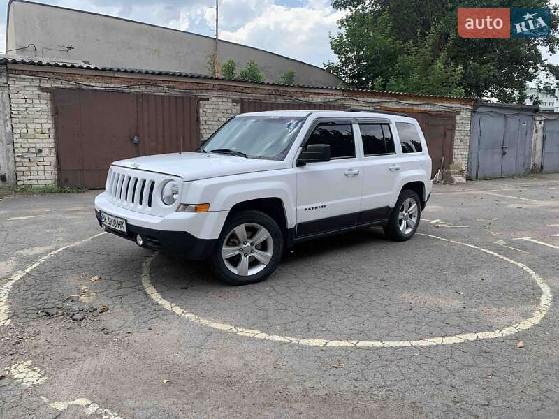 Позашляховик / Кросовер Jeep Patriot 2013 в Рівному