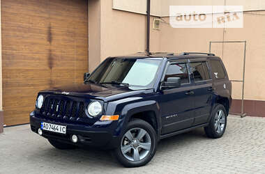 Позашляховик / Кросовер Jeep Patriot 2015 в Ужгороді