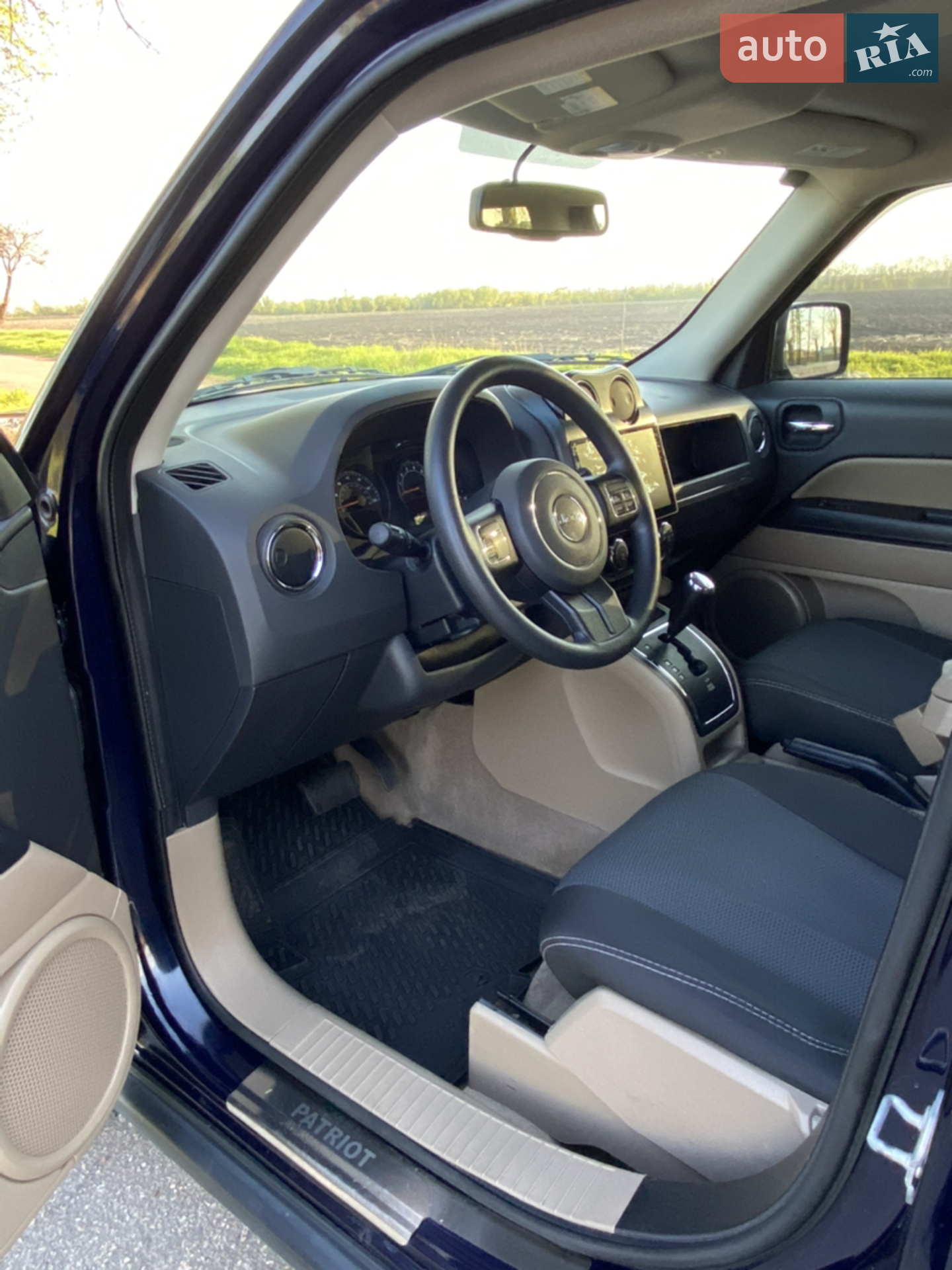 2016 Jeep Liberty (Patriot) - мініатюра 19