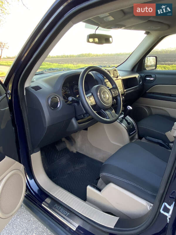 Позашляховик / Кросовер Jeep Patriot 2016 в Черкасах