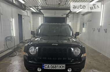 Позашляховик / Кросовер Jeep Patriot 2016 в Черкасах