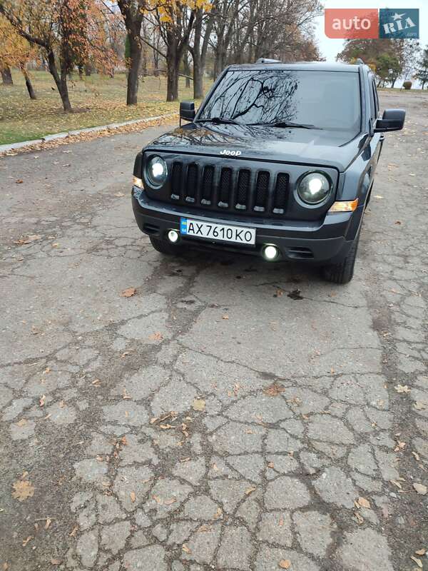 Позашляховик / Кросовер Jeep Patriot 2015 в Чугуєві фото Позашляховик / Кросовер Jeep Patriot 2015 в Чугуєві