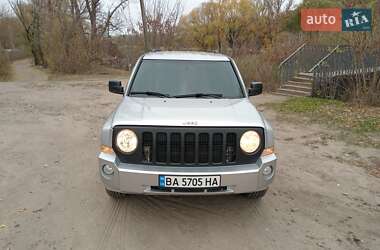 Внедорожник / Кроссовер Jeep Patriot 2010 в Кропивницком