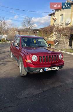 Внедорожник / Кроссовер Jeep Patriot 2016 в Луцке